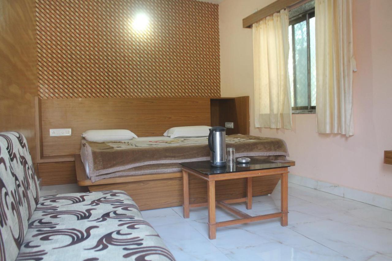 Cozy Room On Neelkanth Road Monte Abu Exterior foto